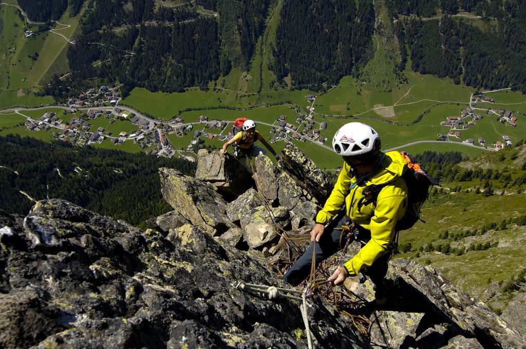 Hotel Laerchenhof Kaunertal Luaran gambar
